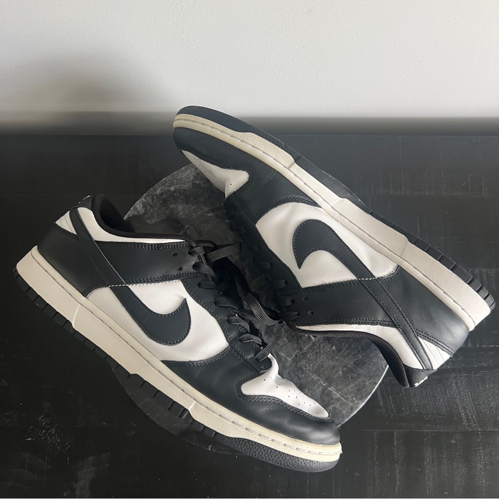 Nike Dunk Low Panda Men’s size 13 DD1391-100 Black & White